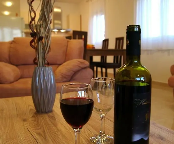 Hébergement de vacances Luka *