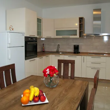 Holiday home Luka Zadar