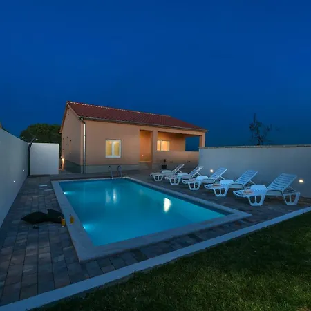 Luka Holiday home Zadar